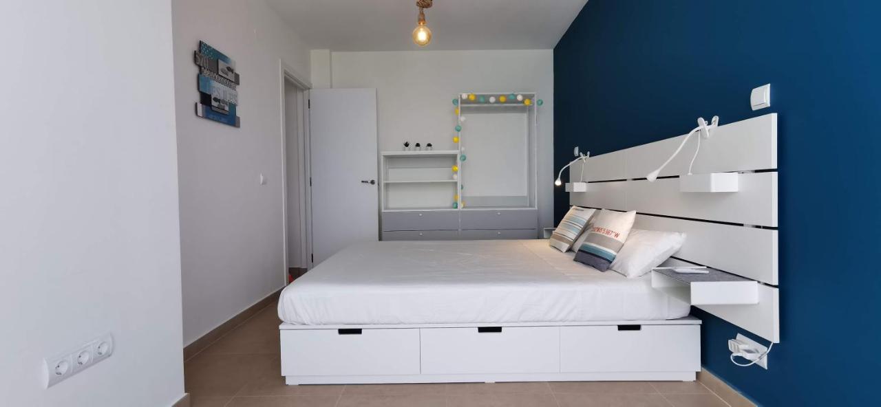 La Perla Cruise Apartment On Private Beach, Modern With Aircon & Wifi Benalmádena Exterior foto
